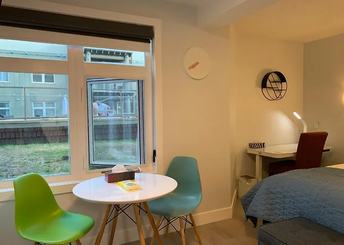 A Romantic Studio With Full Kitchen & Ac-141