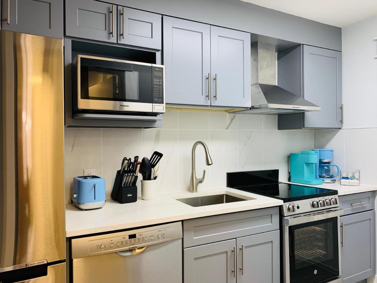 A Romantic With Full Kitchen & Ac-141 Apartment *
